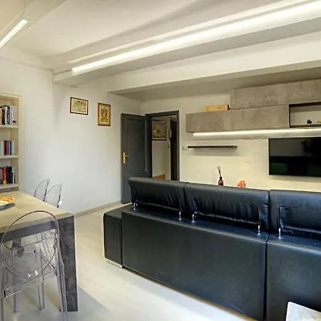 Apartment Viola's
